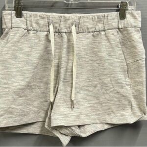 Lululemon White Shorts Size 8 EUC